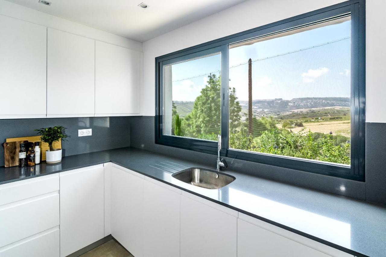 Djc - Modern 2 Bedroom Apartment Close To Beach 카사레스 외부 사진